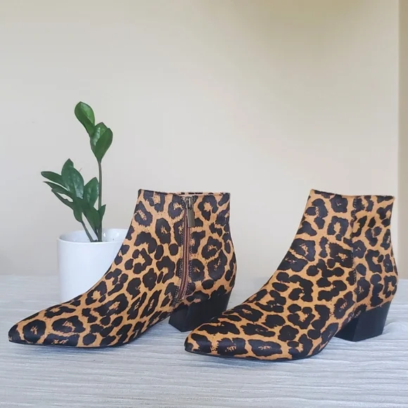NEW Seychelles What You Need Leather Leopard Print Bootie Size 7 - Picture 2 of 11